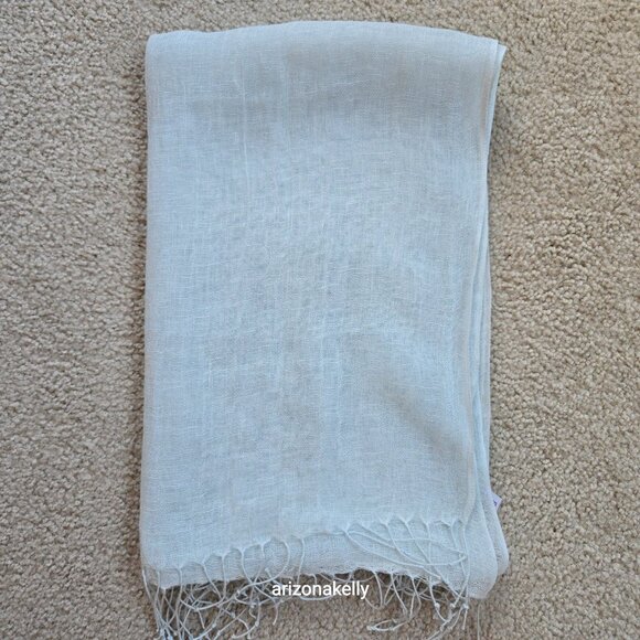 Linen Scarf PALE BLUE - Picture 10 of 14